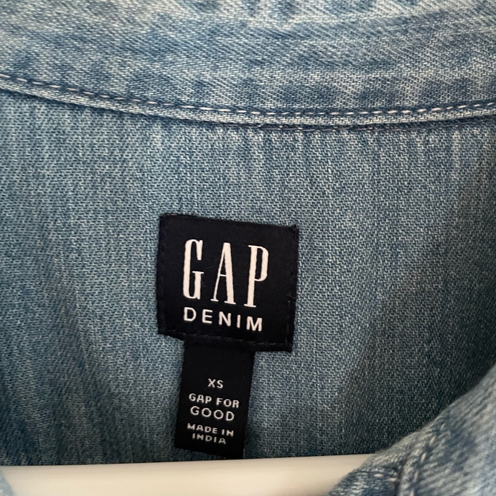 Gap denim shirtdress - Picture 3 of 5